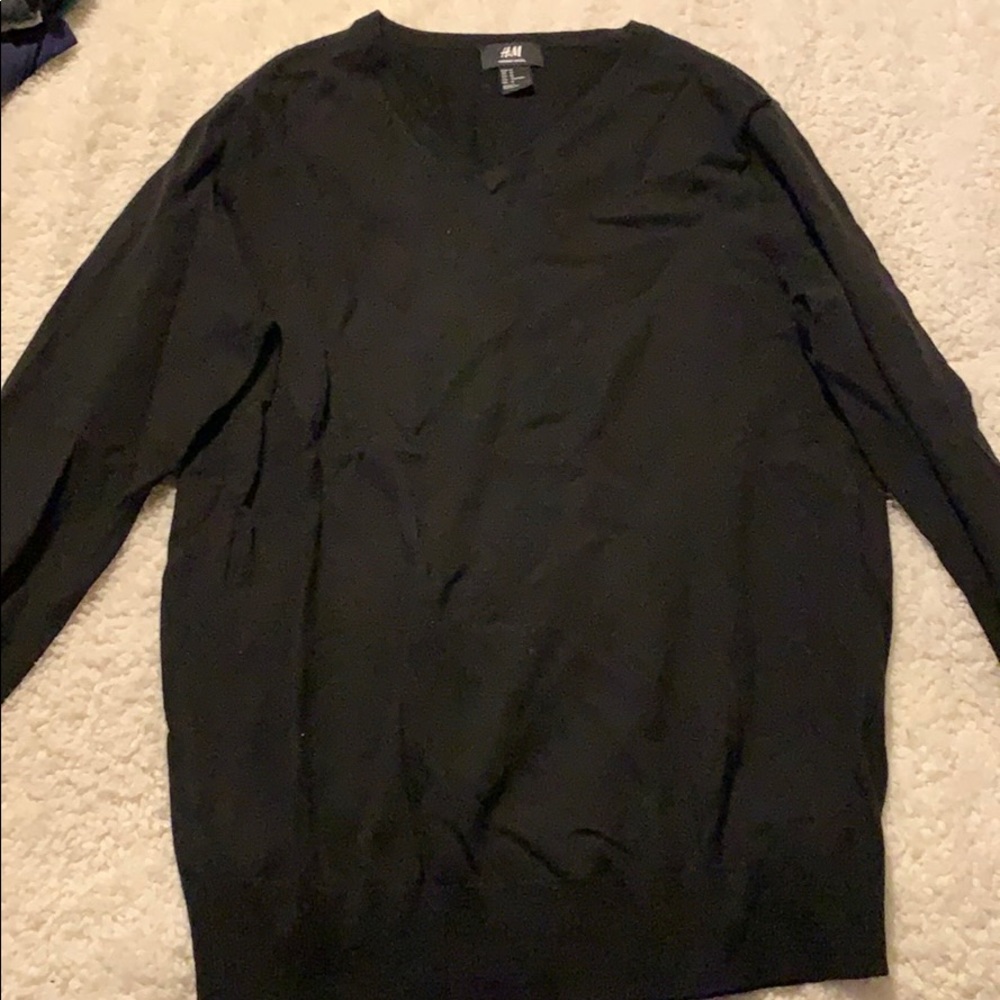 H&M Merino Wool Black V Neck Sweater - Mens Medium